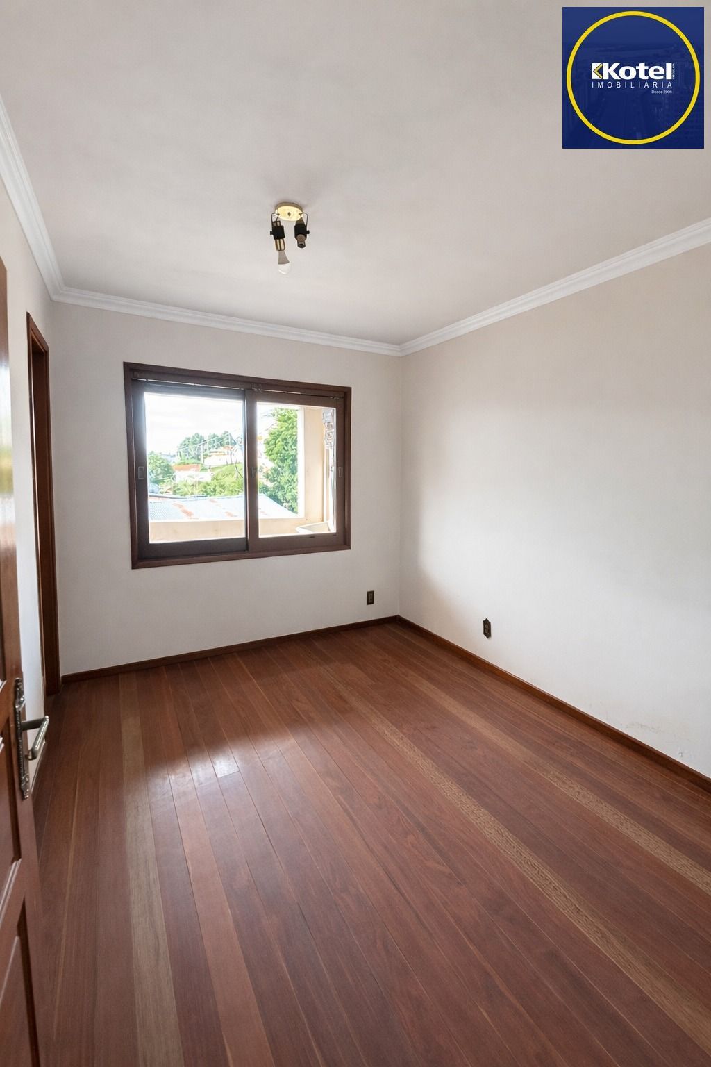Predio Residencial e Comercial à Venda em Sant´Ana do Livramento.