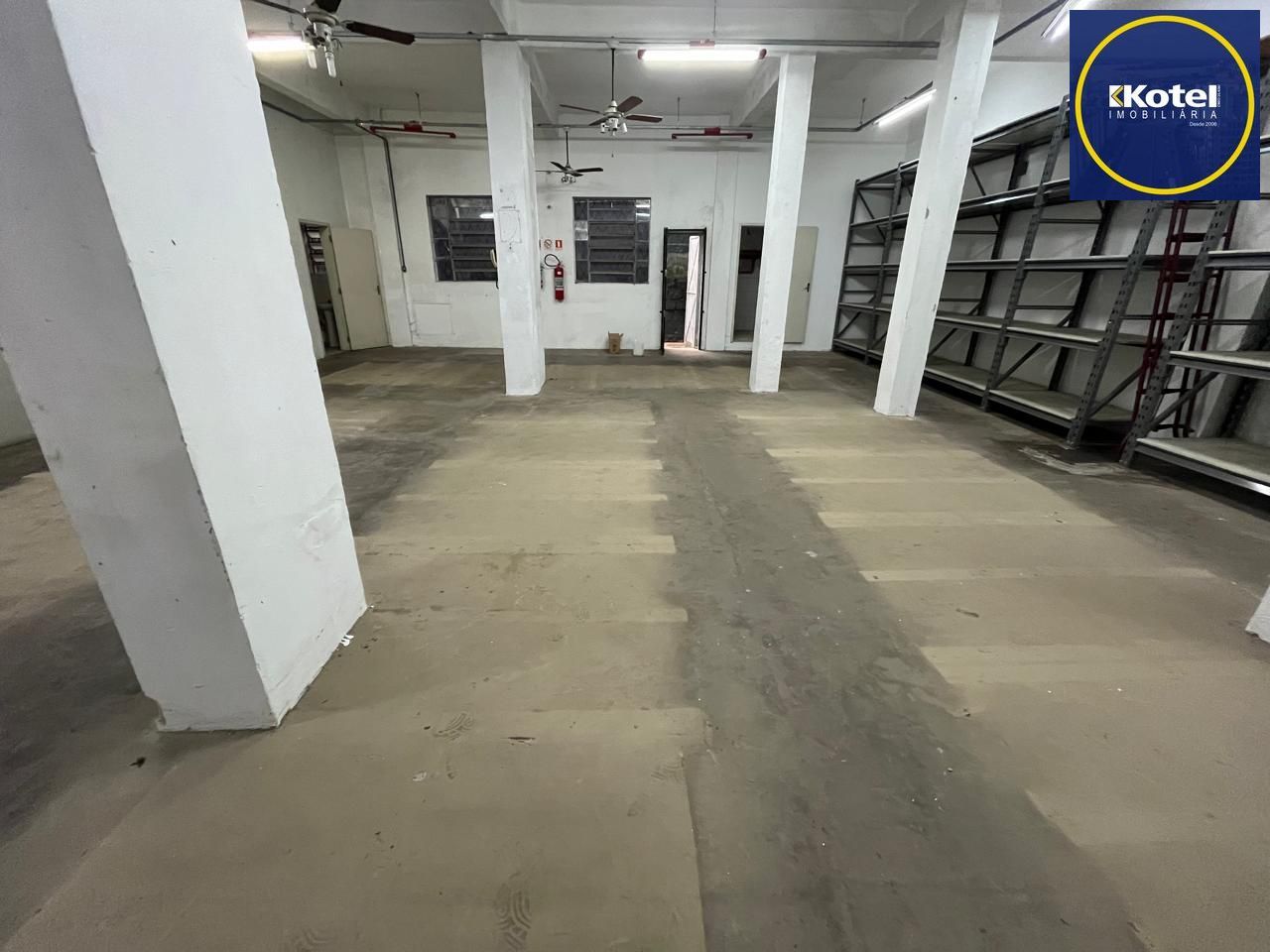 Loja 3 quartos para alugar, 339m², Floresta - Porto Alegre