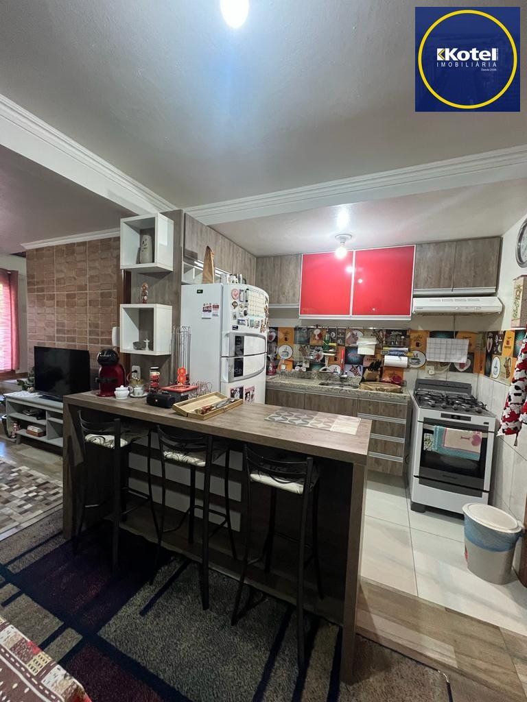 Casa 2 dormitórios, vaga de garagem, Bairro Piá
