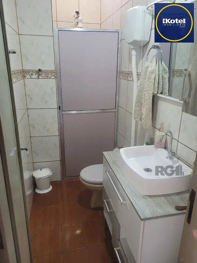 CASA 3 QUARTOS COM SUÍTE EM EXCELENTE LOCALIZAÇÃO EM SAPUCAIA DO SUL.