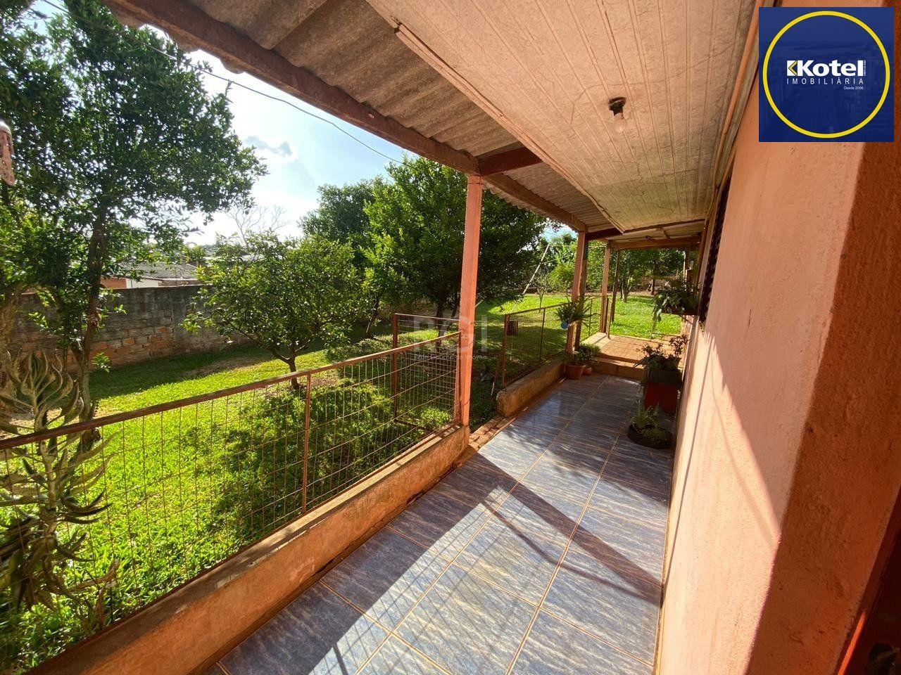 Casa com 3 quartos, 1 suíte, vaga, varanda, no bairro Hilda, Cruz Alta/RS