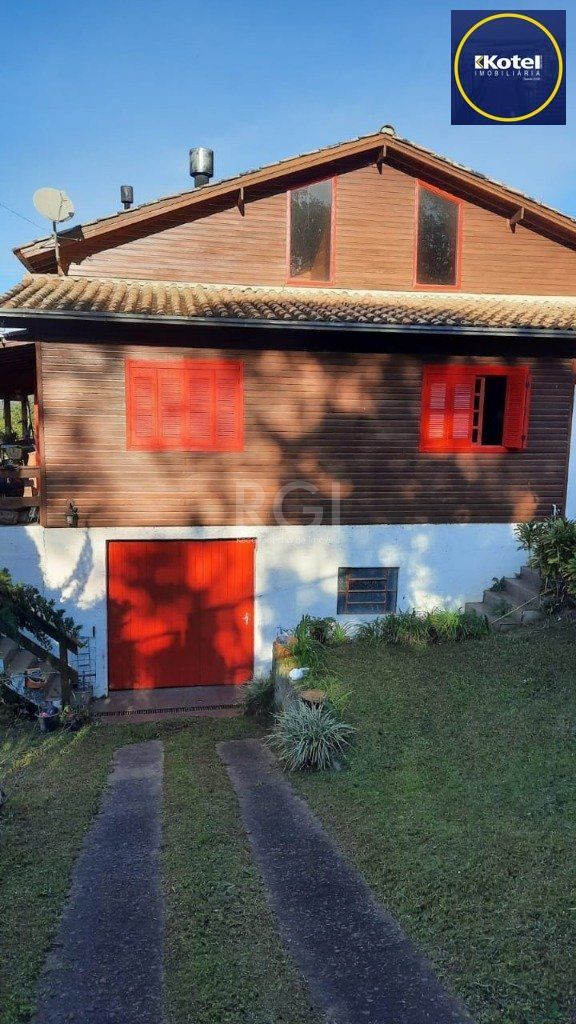 Casa para Venda - 160m², 2 dormitórios, 3 vagas - Colinas Verdes