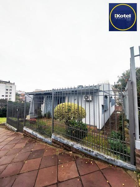 Casa a venda de 3 dormitórios no centro, Nova Prata - RS