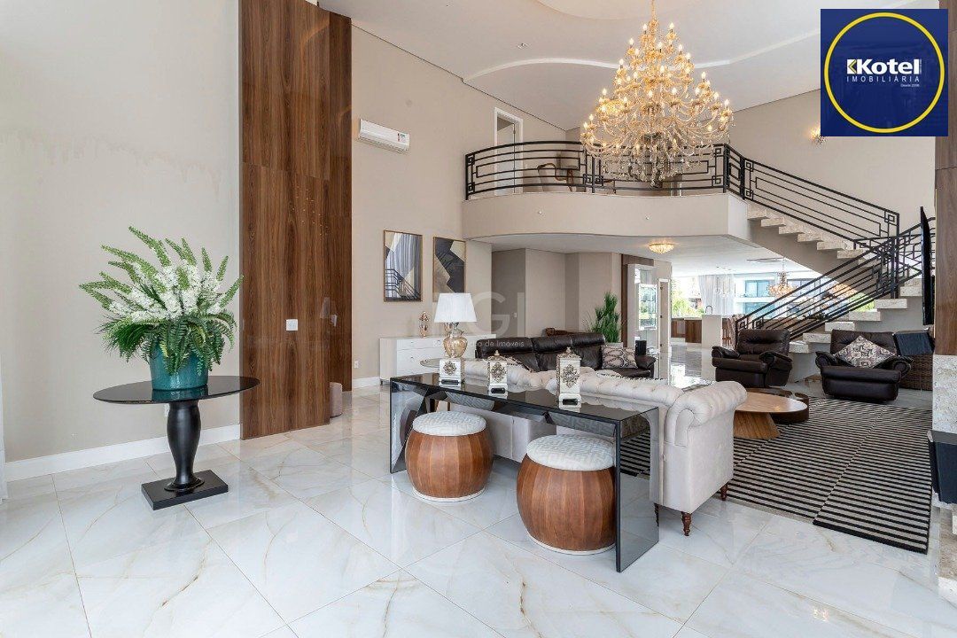 Casa Condominio para Venda - 519m², 4 dormitórios, sendo 4 suites, 2 vagas - Sans Souci