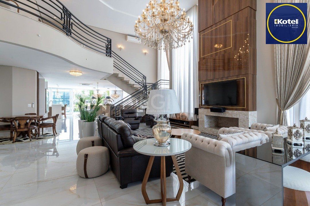 Casa Condominio para Venda - 519m², 4 dormitórios, sendo 4 suites, 2 vagas - Sans Souci