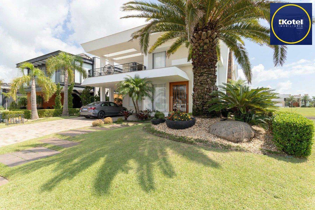 Casa Condominio para Venda - 519m², 4 dormitórios, sendo 4 suites, 2 vagas - Sans Souci
