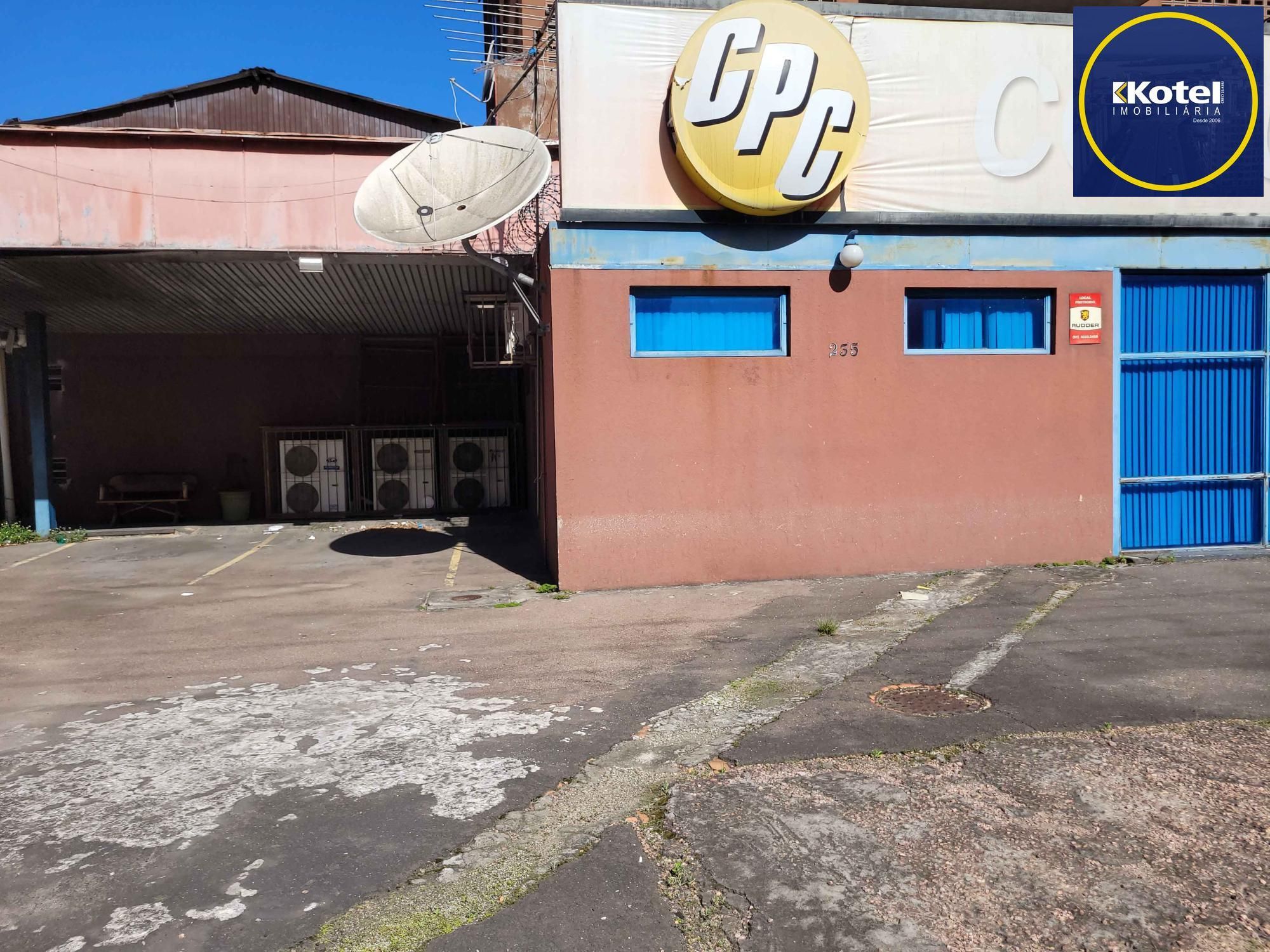 🏙️ Loja térrea para locação na Avenida Farrapos com vaga de estacionamento!