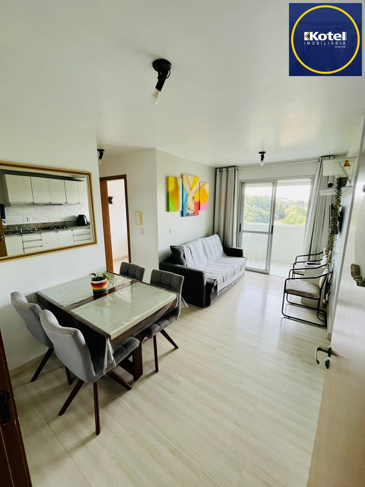 Apartamento em Caxias do sul - 2 dormitórios