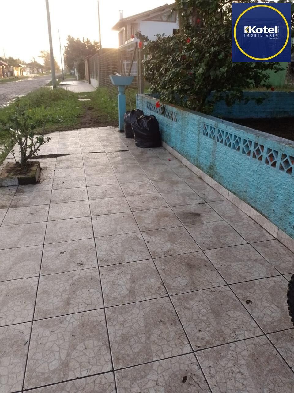 Casa em Quintão de 3 dormitórios com mais um terreno ao lado de 300m²