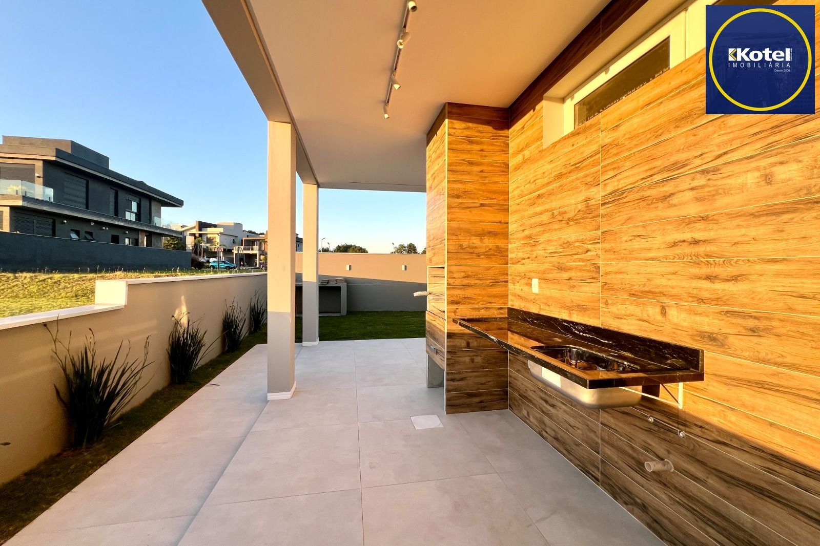 Casa no Condomínio Reservas do Lago em Nova Santa Rita