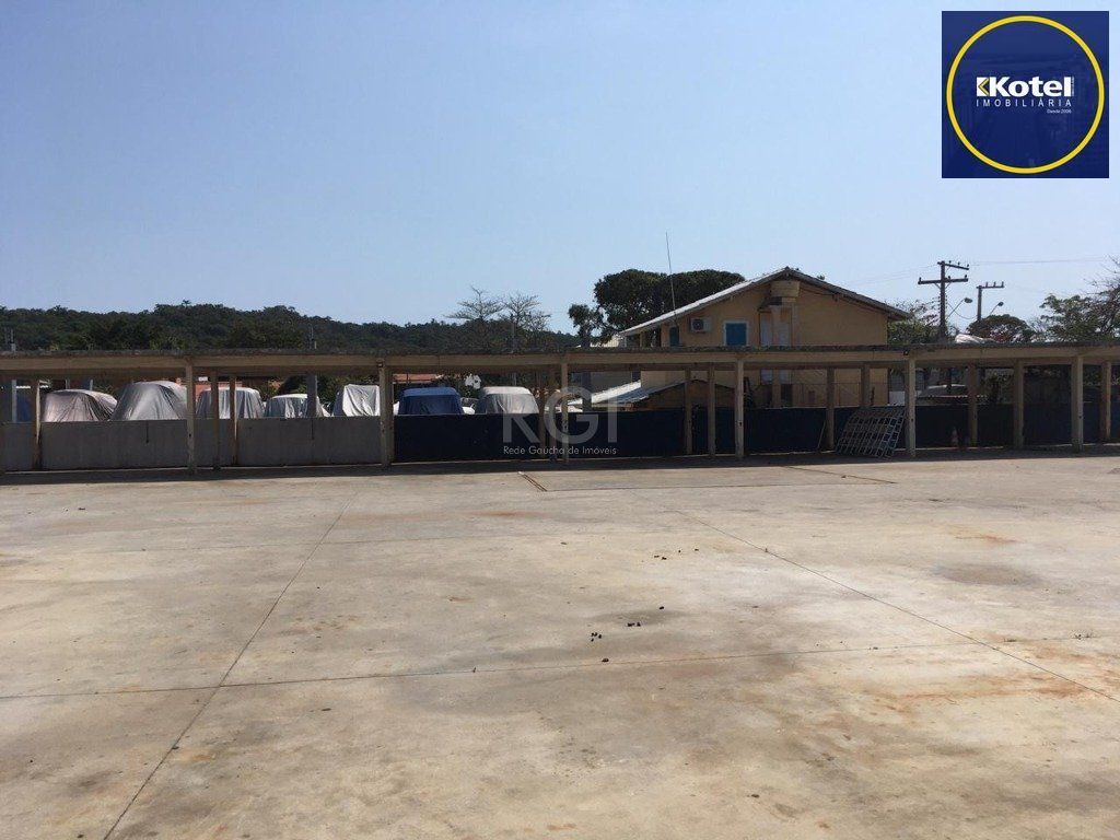 Casa Comercial para Venda - 250m², 0 dormitórios, Ponta das Canas