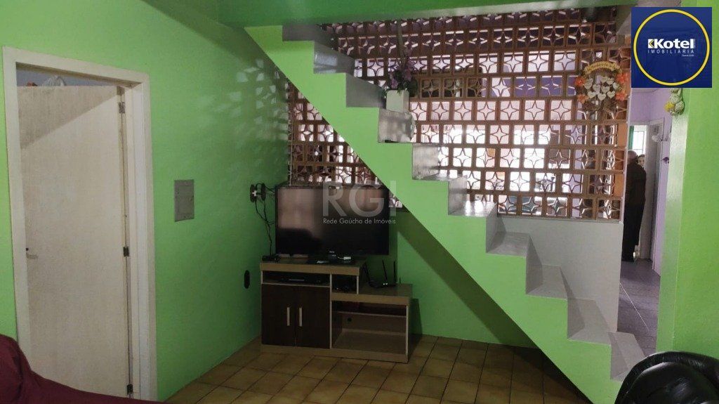 Casa para Venda - 120m², 4 dormitórios, sendo 1 suites, 3 vagas - Freitas