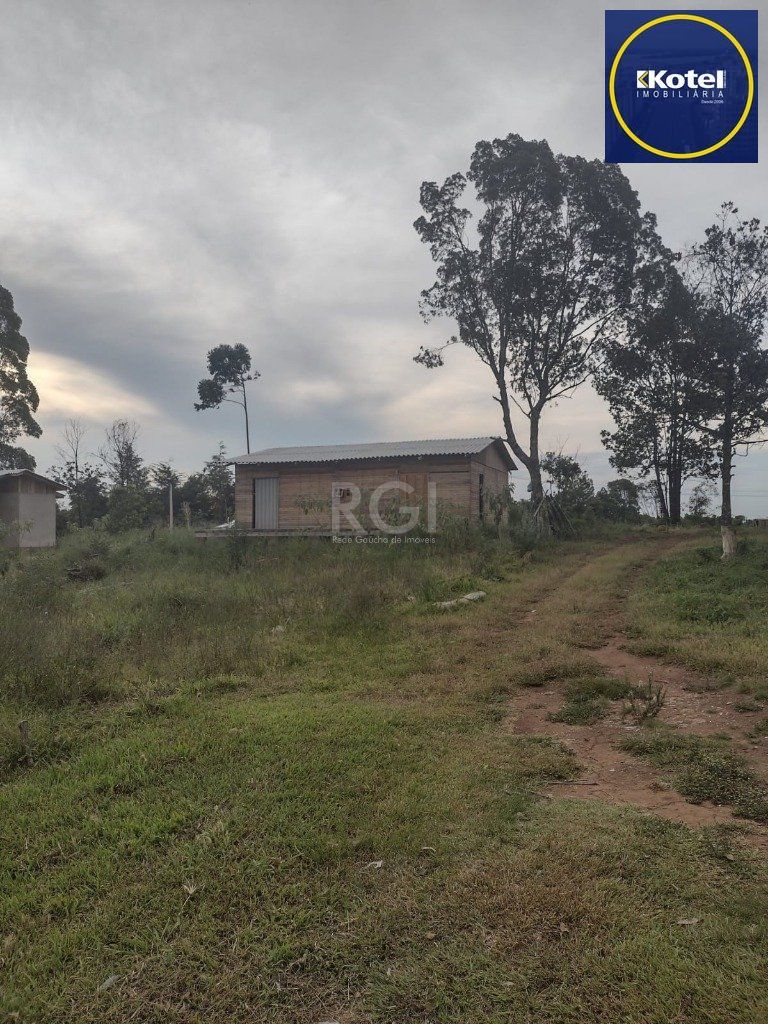 Sítio para Venda - 80m², 3 dormitórios, Fazenda Fialho