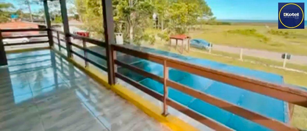 Casa 3 dormitórios em terreno 300m Magistério em Pinhal-RS