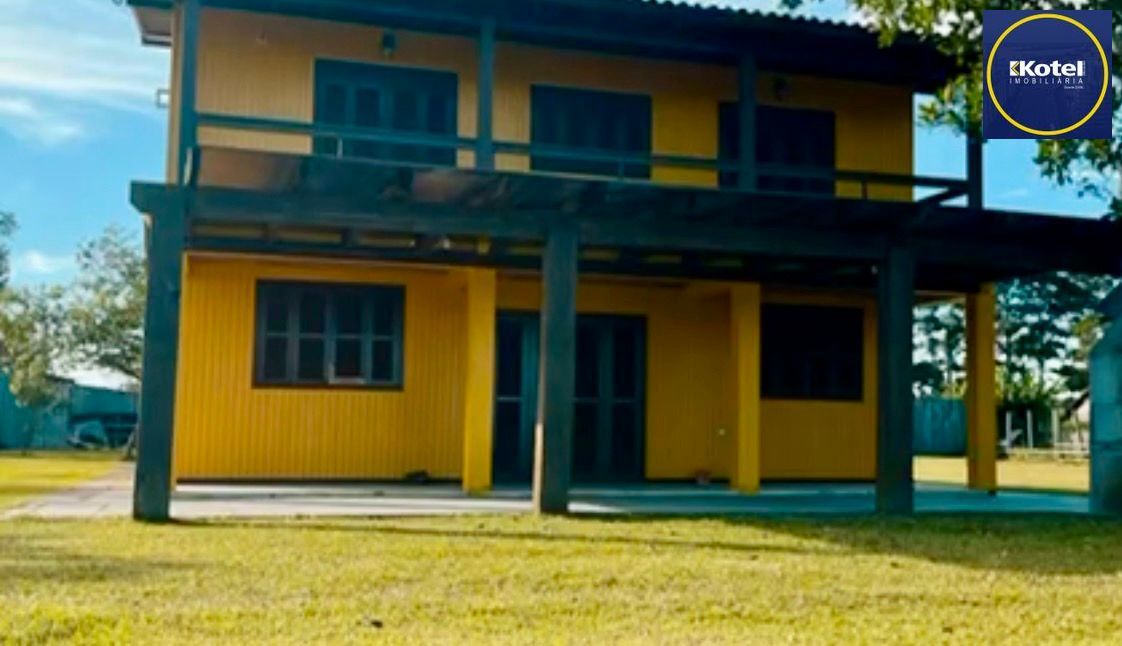 Casa 3 dormitórios em terreno 300m Magistério em Pinhal-RS