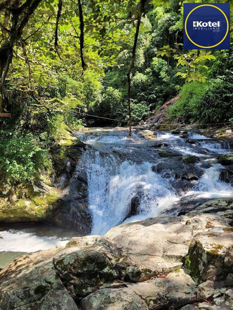 SITIO PARA LAZER E TURISMO. COM TODAS AS LICENÇAS, URBANIZADO PRONTO PARA INVESTIMENTO EM TURISMO