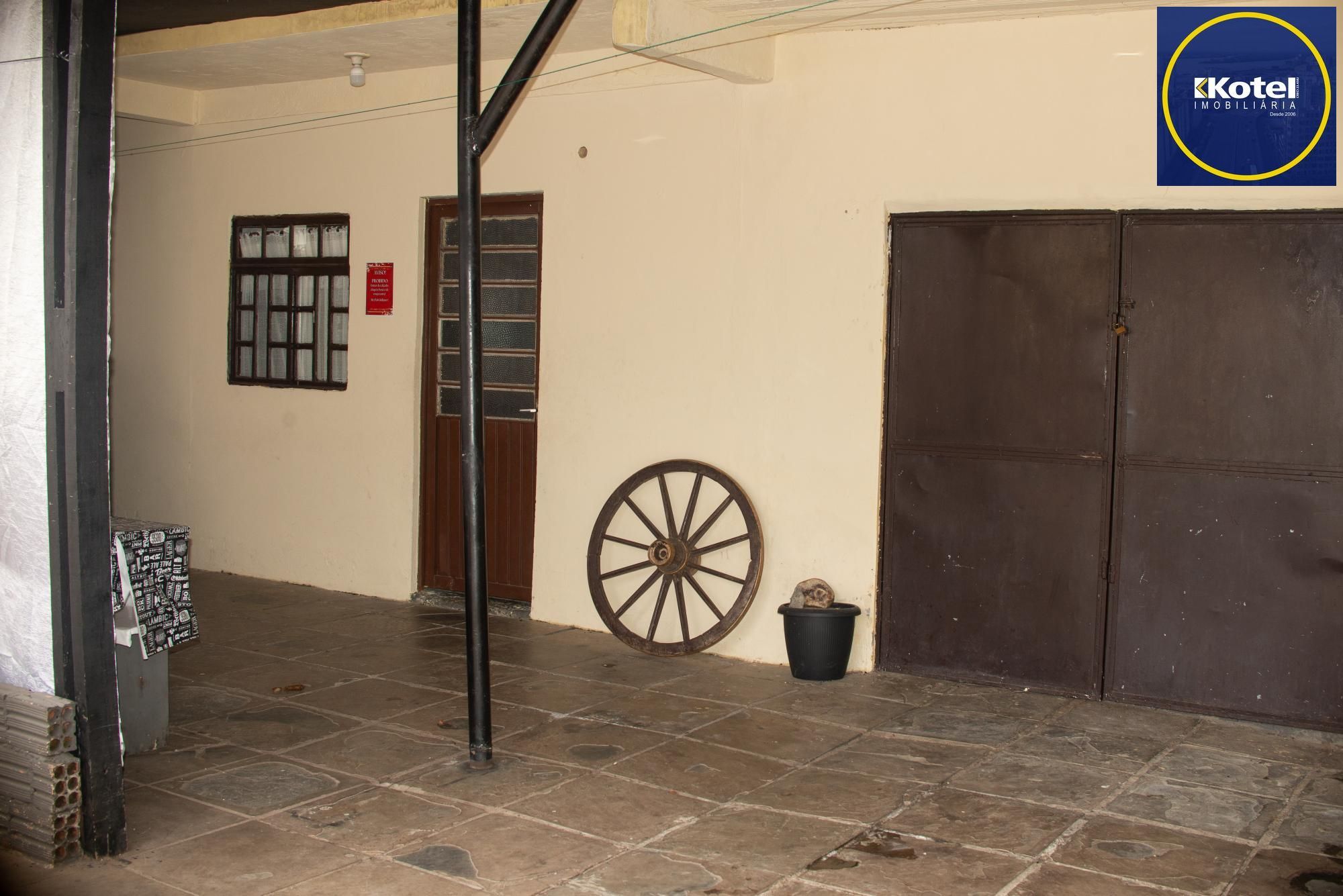 Casa de três dormitóros a venda